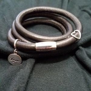 Endless bracelet